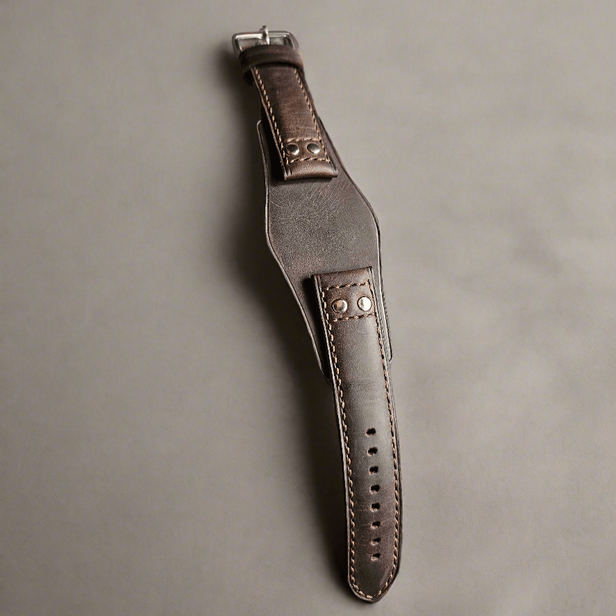 Fossil leather strap