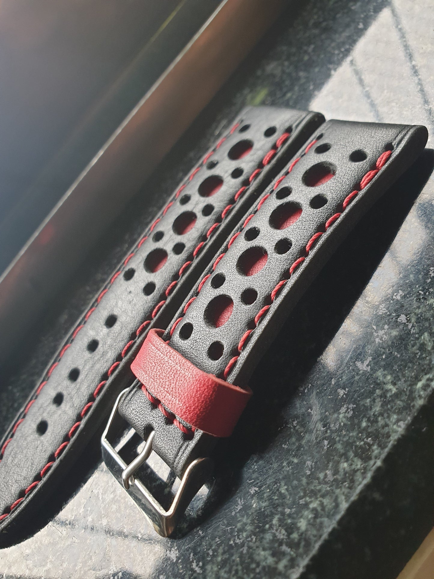 Indianleathercraft 22mm Handmade fullgrain leather rally strap