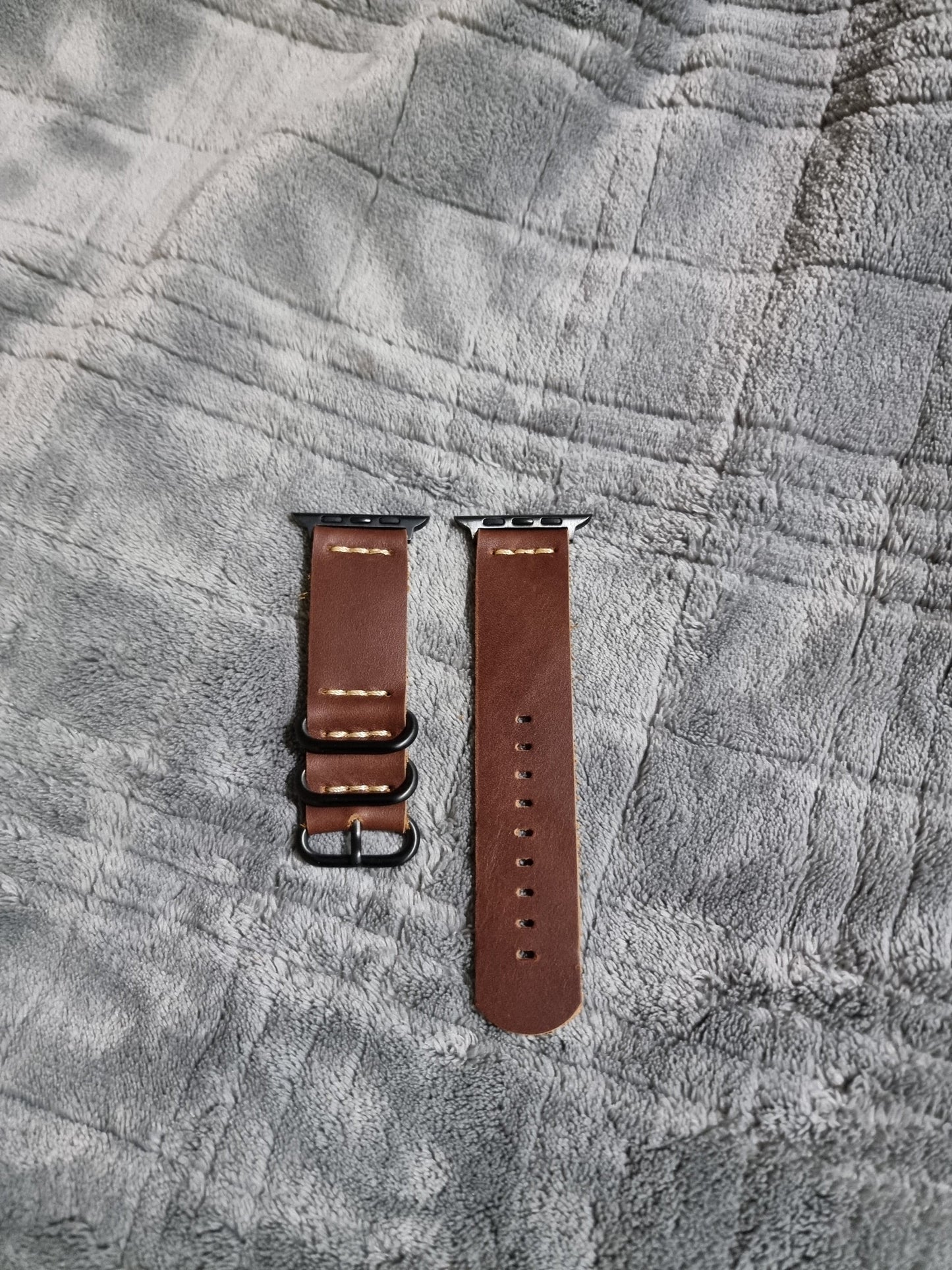 brown apple watch leather strap