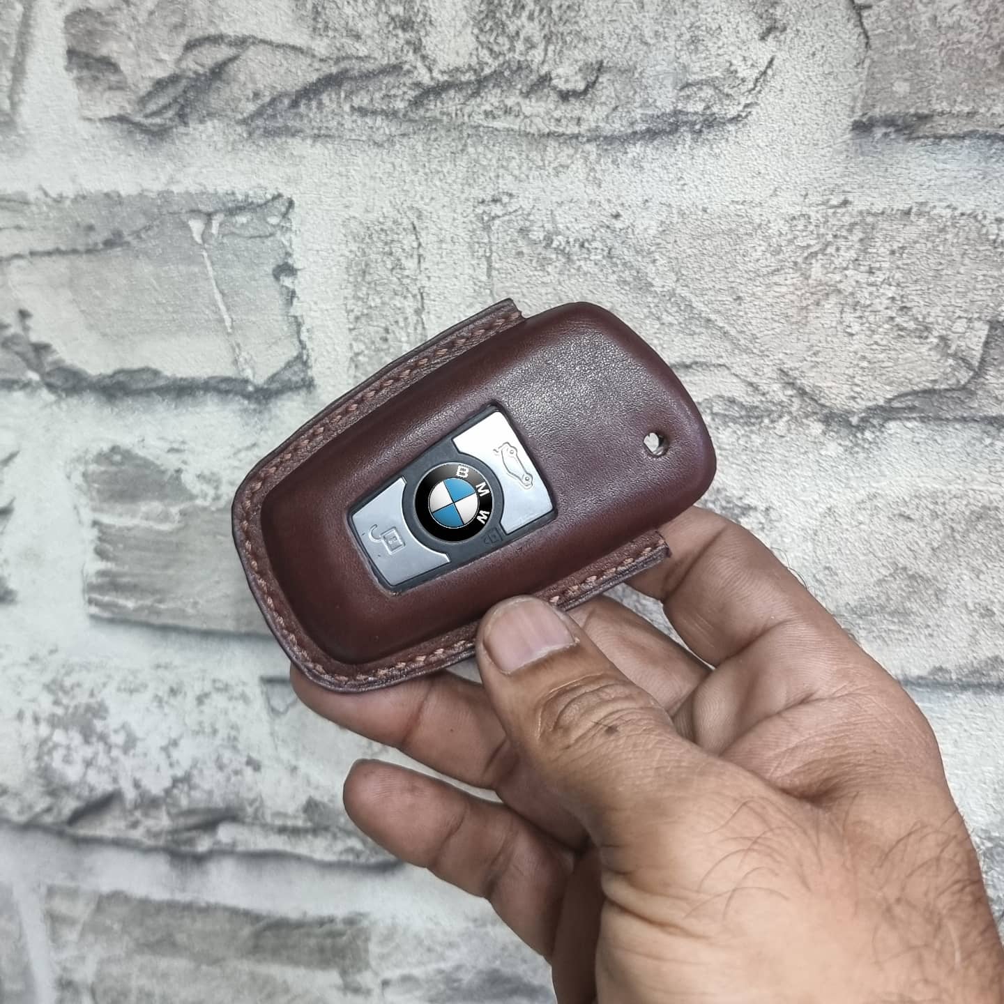 Bmw leather deals case