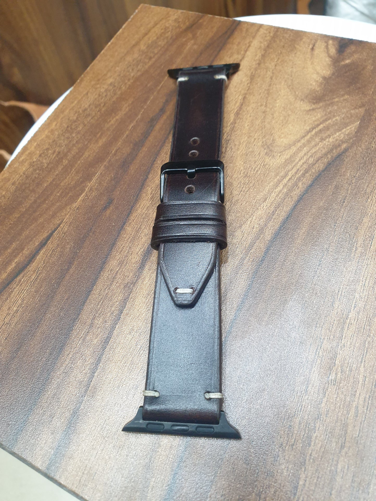 Indianleathercraft Handmade brown leather apple watch strap