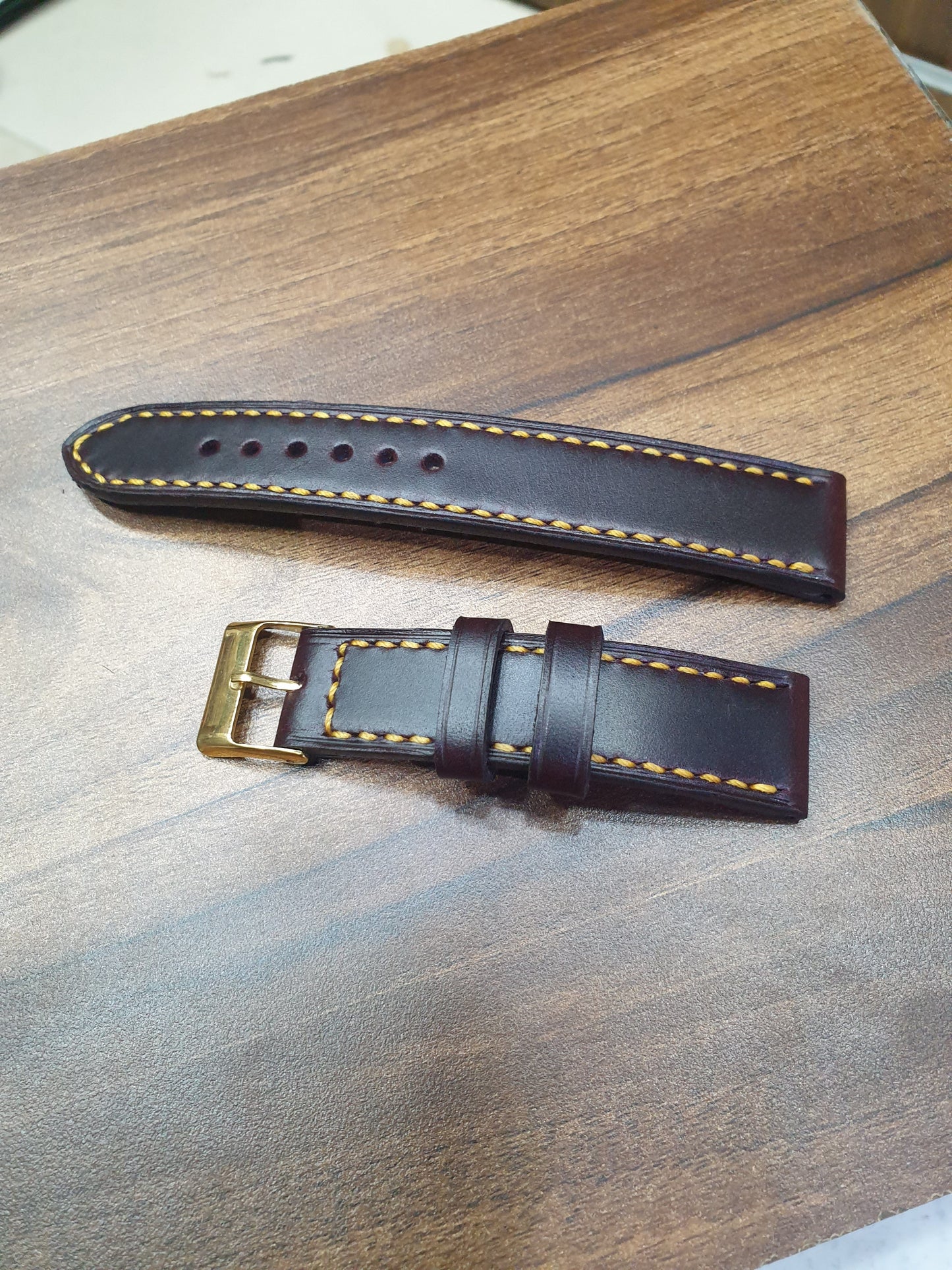 Indianleathercraft Handmade burgundy leather strap