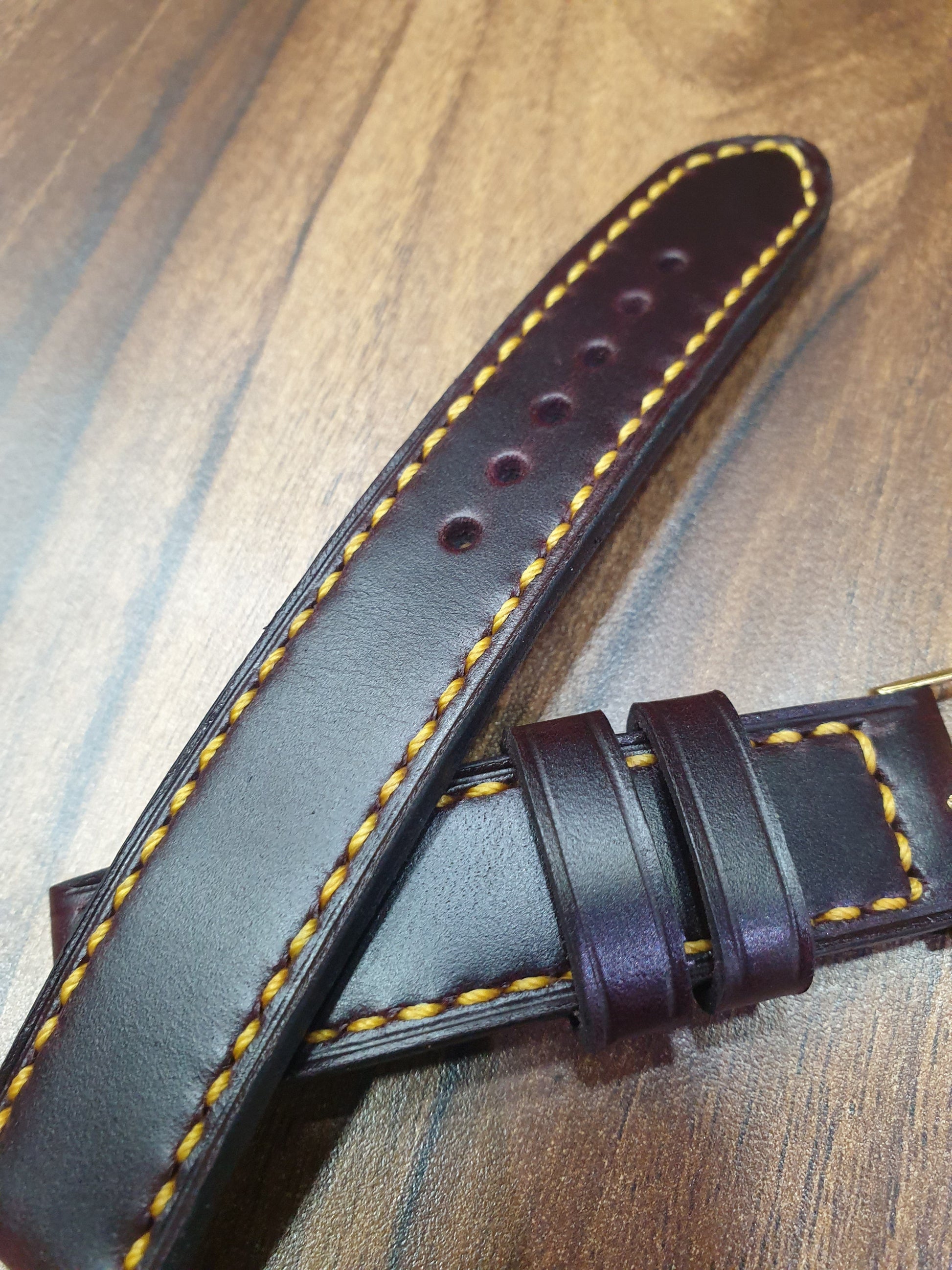 Indianleathercraft Handmade burgundy leather strap