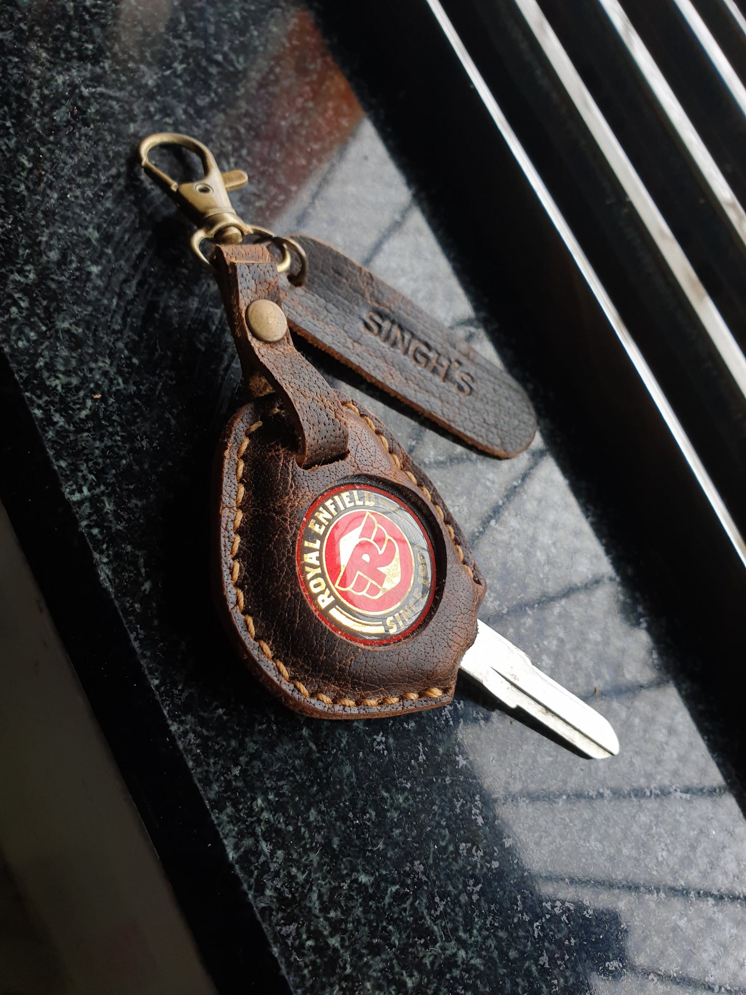 Royal enfield key cover - Indianleathercraft